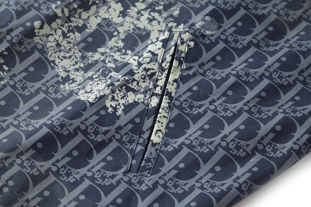 DIOR 迪奥 Denim Tears 联名款 SS23 满印翻领长袖牛仔外套 牛仔衣 夹克 秋冬款 蓝色 393D483BY528-C580