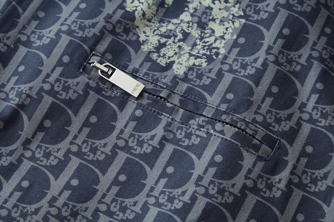 DIOR 迪奥 Denim Tears 联名款 SS23 满印翻领长袖牛仔外套 牛仔衣 夹克 秋冬款 蓝色 393D483BY528-C580