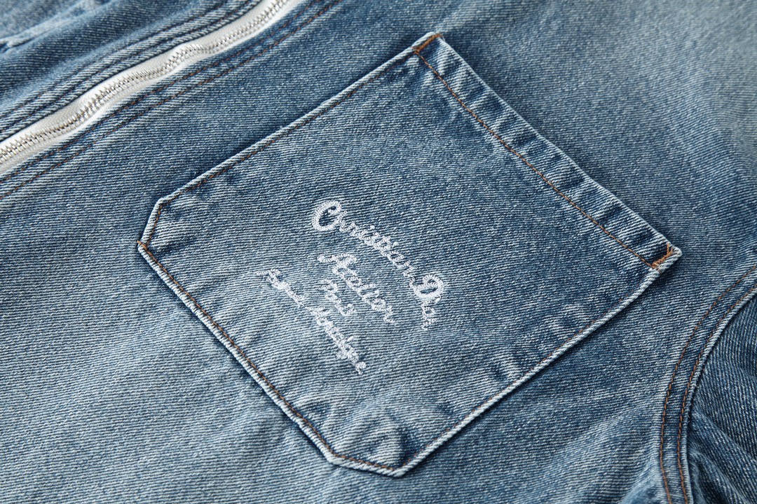 DIOR 迪奥 水洗做旧刺绣logo 双头拉链牛仔外套 长袖 牛仔衣 夹克 秋冬款 蓝色 313D487AY988-C580