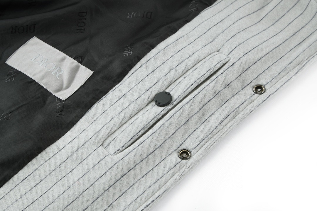 DIOR 迪奥 细条纹刺绣徽标Logo 棒球衫 棒球服 夹克 外套 长袖 灰白色 