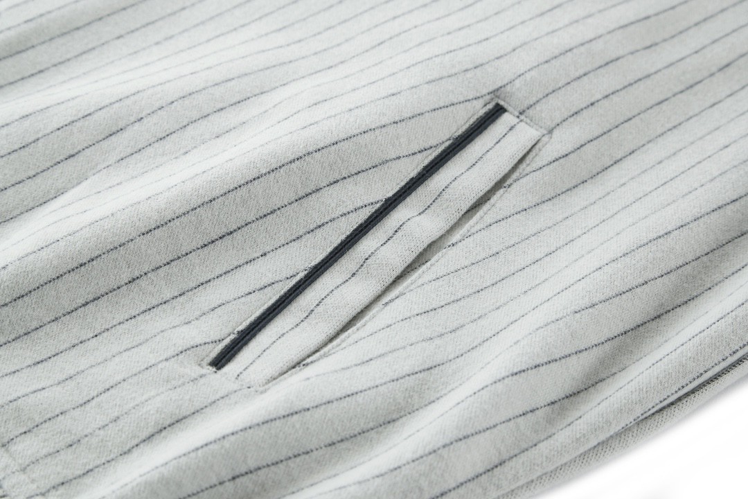 DIOR 迪奥 细条纹刺绣徽标Logo 棒球衫 棒球服 夹克 外套 长袖 灰白色 