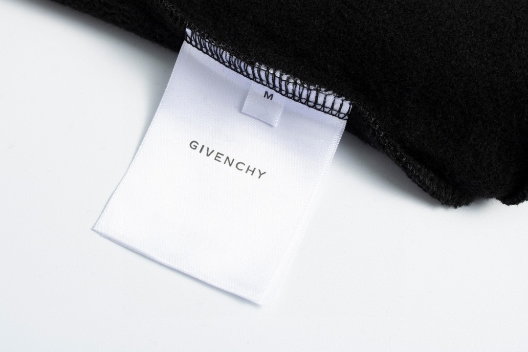 Givenchy 纪梵希 SS21 可拆卸挂锁拉链连帽卫衣 套头 长袖 秋冬款 黑色 BMJ0AZ3Y69-001