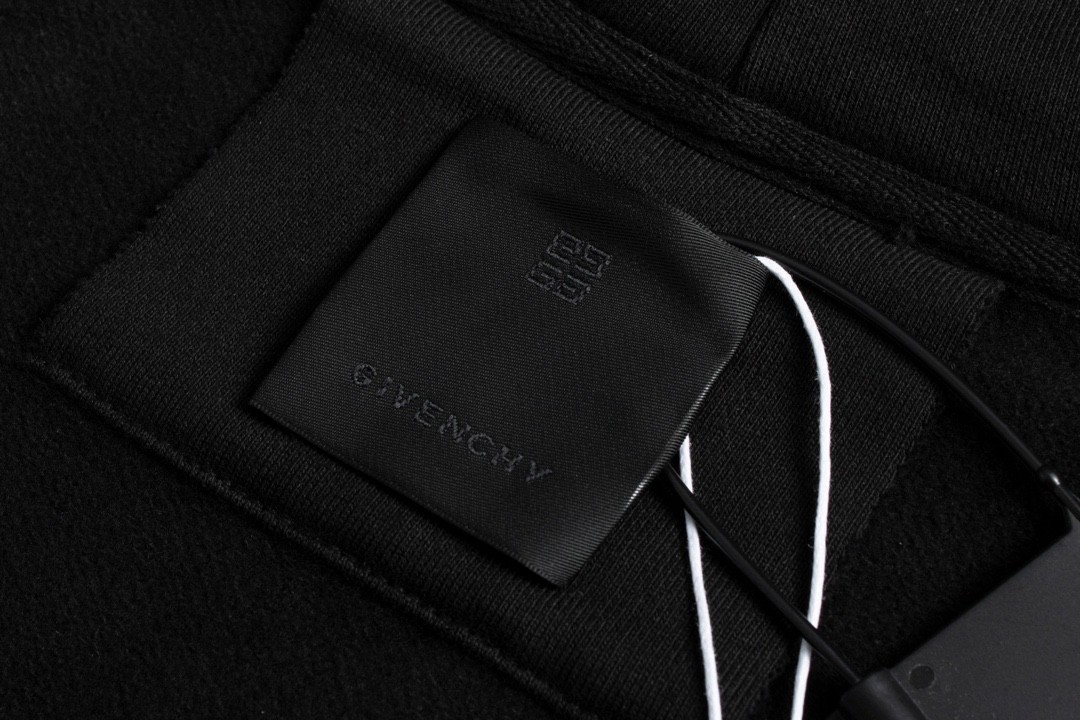 Givenchy 纪梵希 SS21 可拆卸挂锁拉链连帽卫衣 套头 长袖 秋冬款 黑色 BMJ0AZ3Y69-001