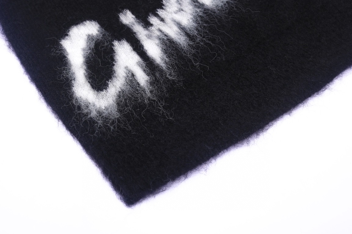 Givenchy 纪梵希 经典字母Logo图案 圆领 毛衣 长袖 秋冬款 黑色