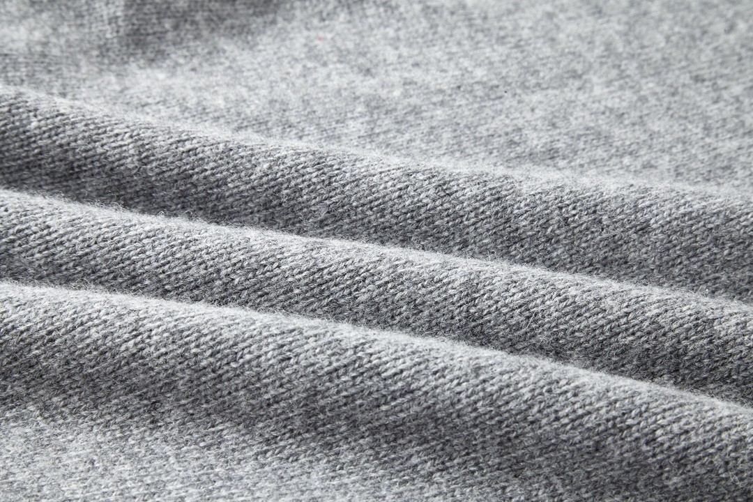 Givenchy 纪梵希 经典Logo毛巾绣圆领毛衣 长袖 秋冬款 灰色 BW908N4ZEQ060