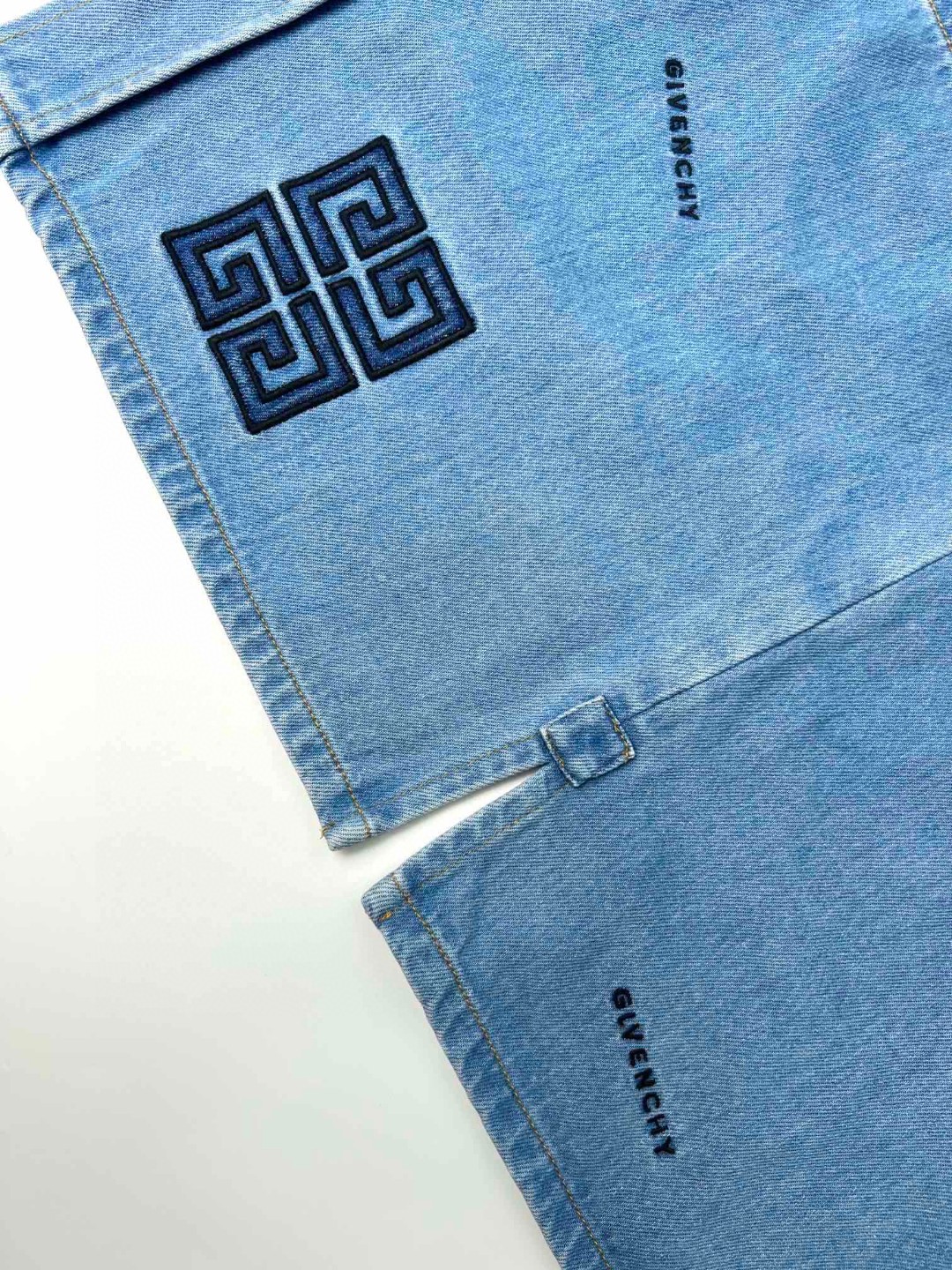 Givenchy 纪梵希 SS23 Logo刺绣印花单排扣牛仔衬衫 牛仔衣 长袖 秋冬款 蓝色 BM60X05Y5V-452