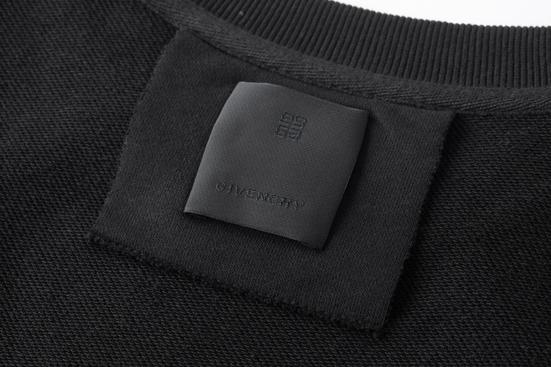 Givenchy 纪梵希 FW23 字母Logo印花圆领 卫衣 套头 长袖 秋冬款 黑色 BMJ0HA3YCA-001