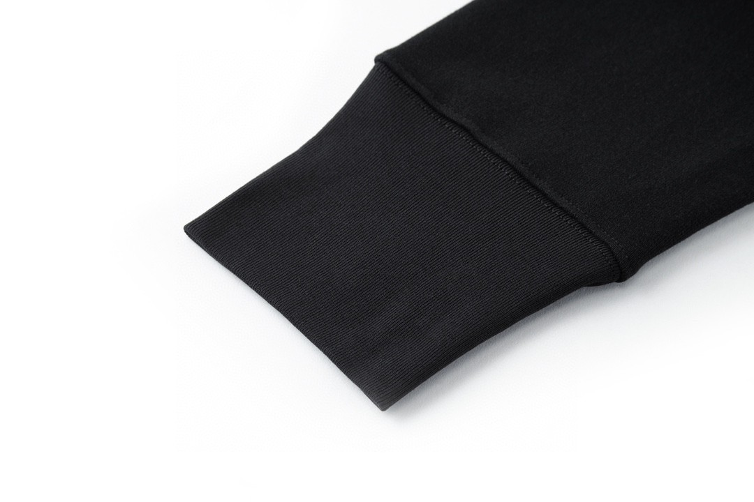 Givenchy 纪梵希 圆环陷阱字母印花logo 卫衣 套头 长袖 秋冬款 黑色 BMJ0B83Y69-001