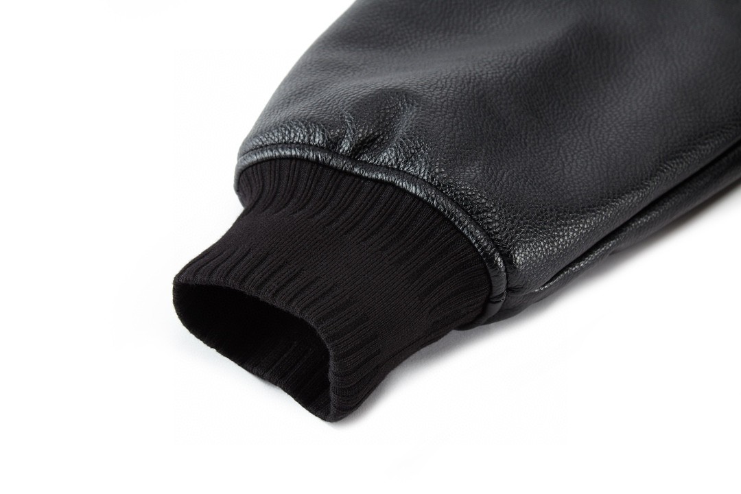 Givenchy 纪梵希 纯色Logo贴片粒面皮革飞行员夹克 外套 棒球服 长袖 秋冬款 黑色 BM00V0611V-004