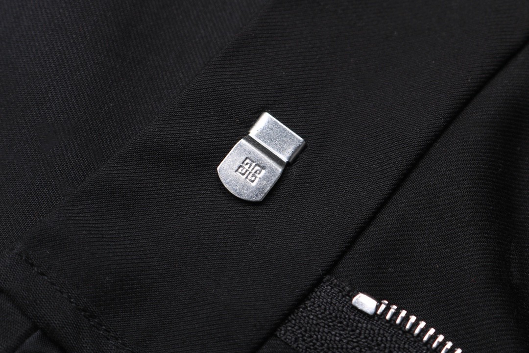 Givenchy 纪梵希 FW22 纯色U形锁扣直筒休闲裤 长裤 西裤 男款 黑色 BM512113MP-001