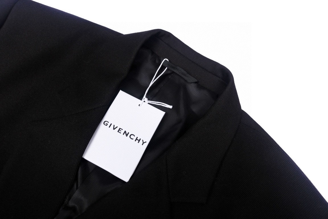 Givenchy 纪梵希 腰部U型锁设计 西装外套 长袖 秋冬款 黑色