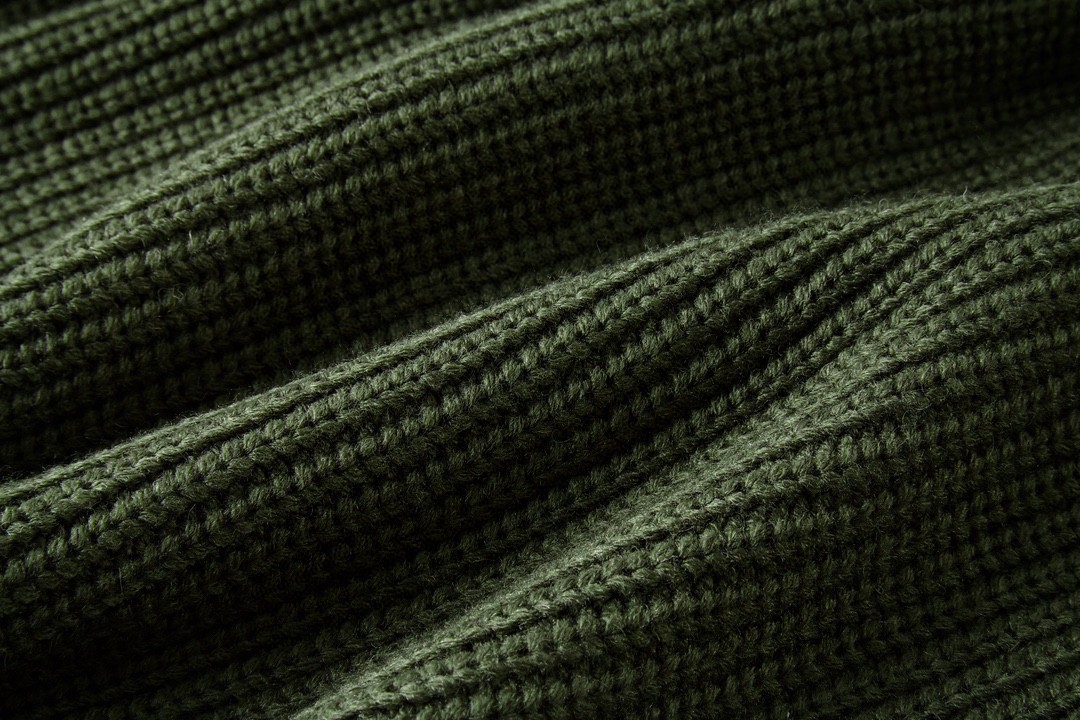 CELINE 赛琳 字母贴布logo 圆领 毛衣 长袖 秋冬款 男女同款 绿色 2A19R205O-15KH