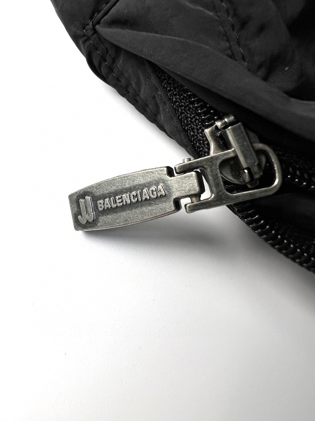 Balenciaga 巴黎世家 字母logo尼龙材质休闲裤 运动裤 长裤 黑色 