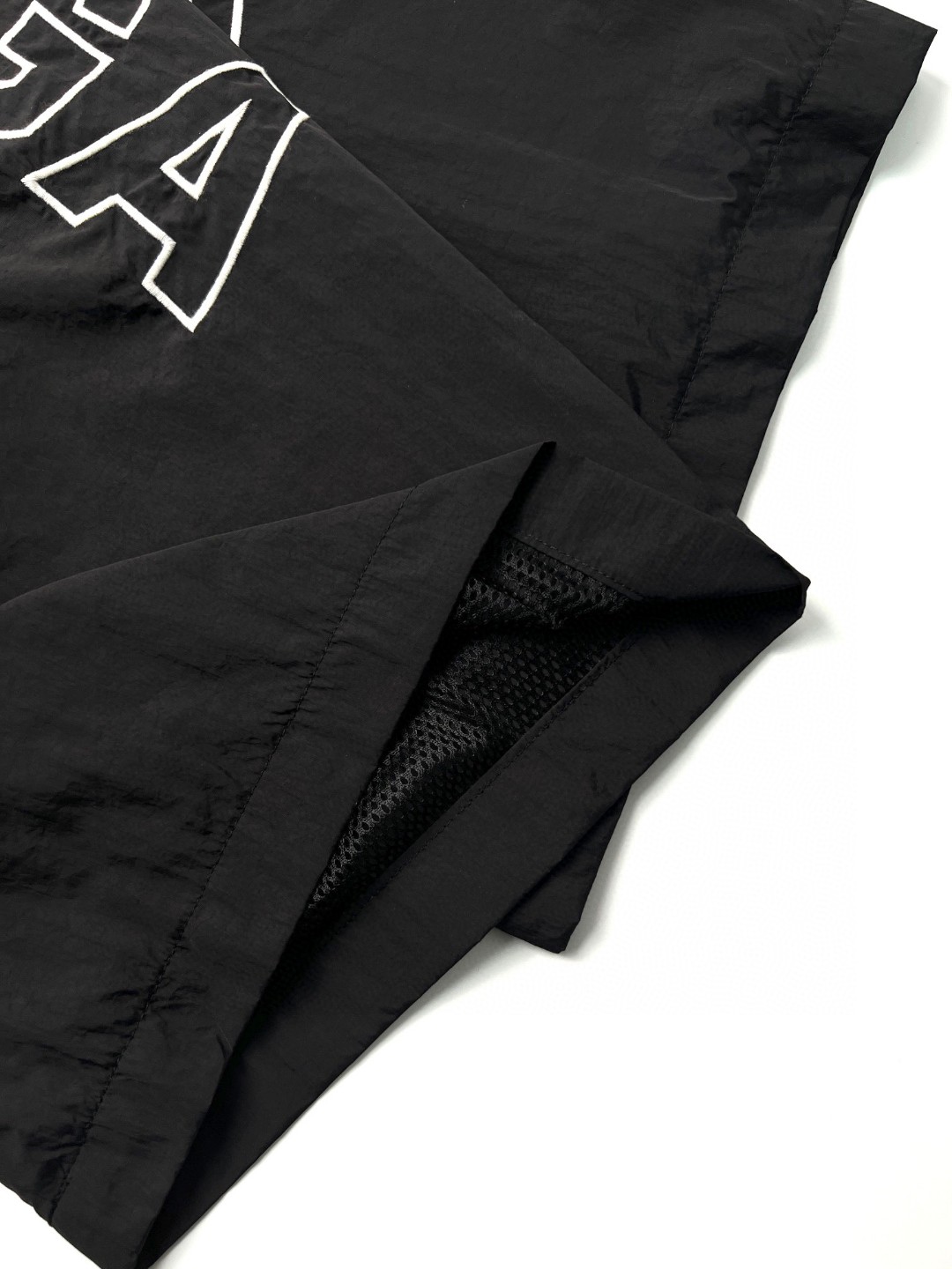 Balenciaga 巴黎世家 字母logo尼龙材质休闲裤 运动裤 长裤 黑色 