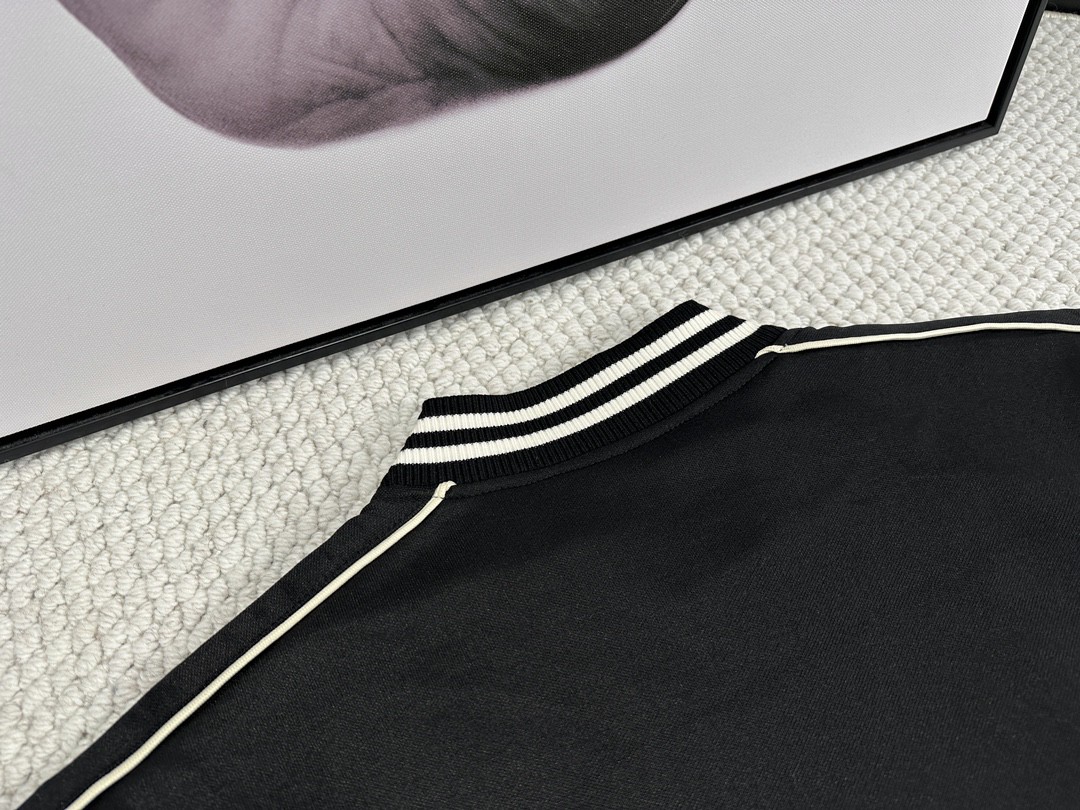 CELINE 赛琳 SS23 撞色条纹边饰拉链夹克 棒球服 外套 秋冬款 男女同款 黑色 2Y83C021W-31GO