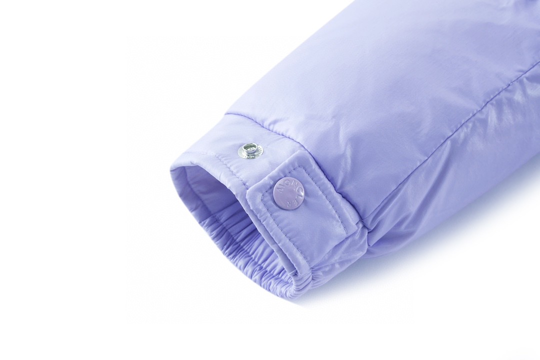 Moncler 蒙口 FW22 漆面拉链短款连帽羽绒服 保暖 外套 紫色 H20911A002565969T605