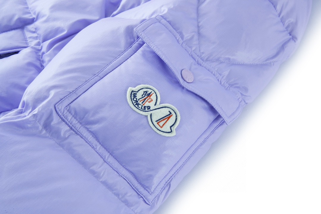 Moncler 蒙口 FW22 漆面拉链短款连帽羽绒服 保暖 外套 紫色 H20911A002565969T605