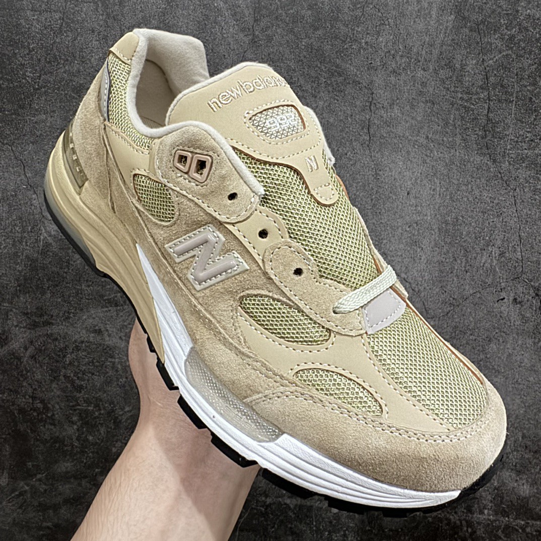 新版  New Balance 992 低筒 复古跑鞋 休闲鞋 运动鞋 男鞋 女鞋 卡其色 M992TN