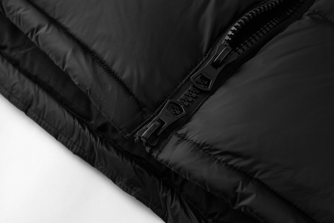 Burberry 巴宝莉 纯色羽绒服 夹克 长袖 外套 冬款 黑色 80643531