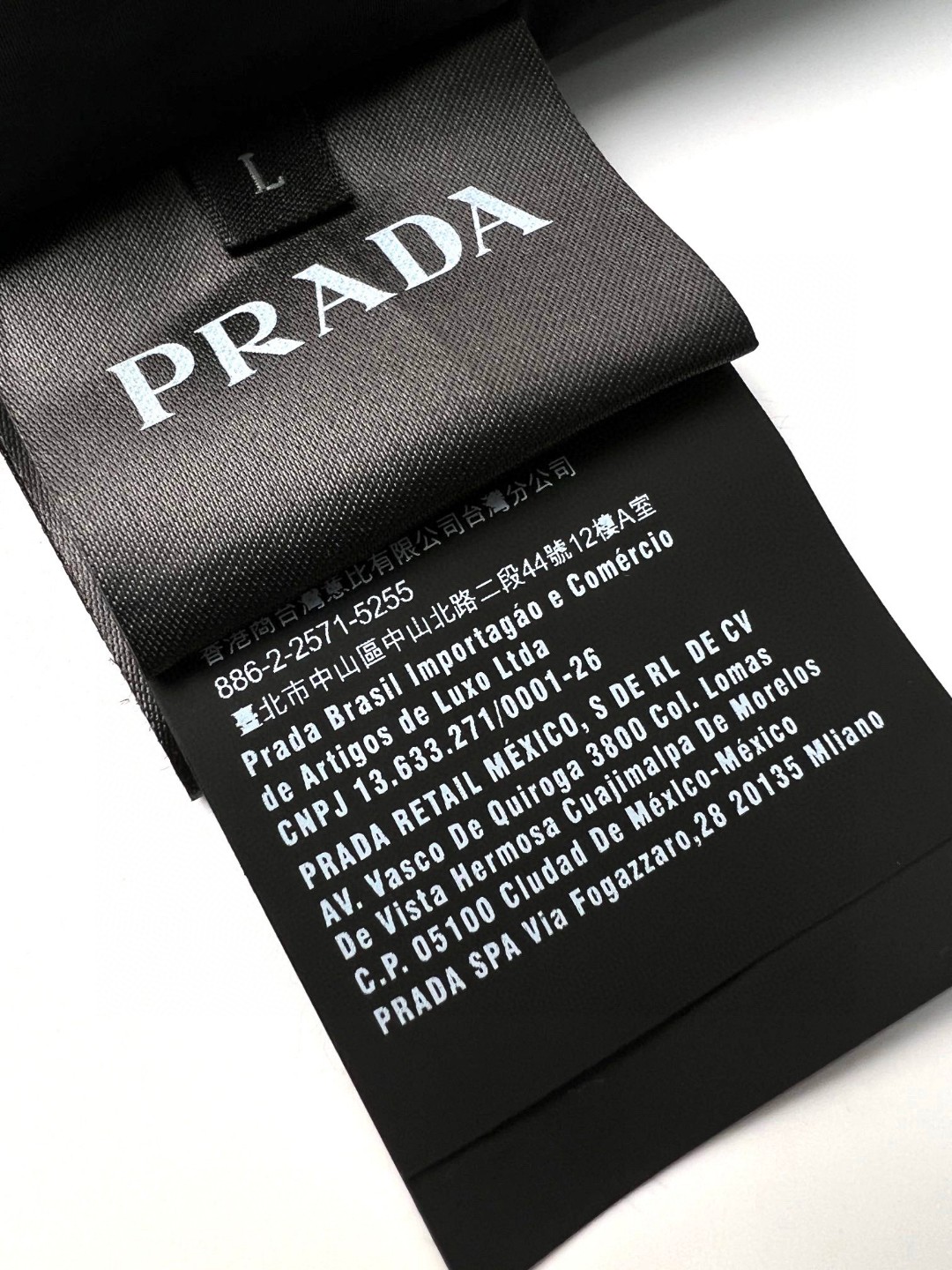 PRADA 普拉达 纯色徽标翻领马甲 棉服 无袖 男女同款 黑色 SGC058-11FC-F0002-S-221