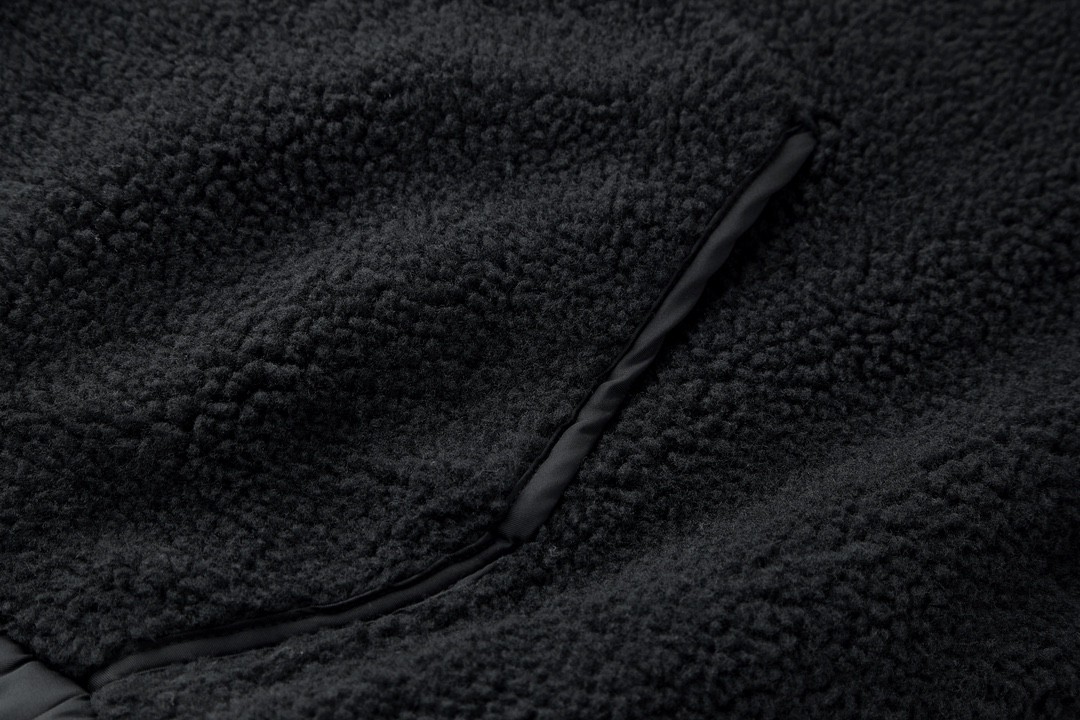 FENDI 芬迪 拼色半拉链连帽羊羔毛外套 长袖 卫衣 秋冬 黑色 FAF669AM0EF0GME