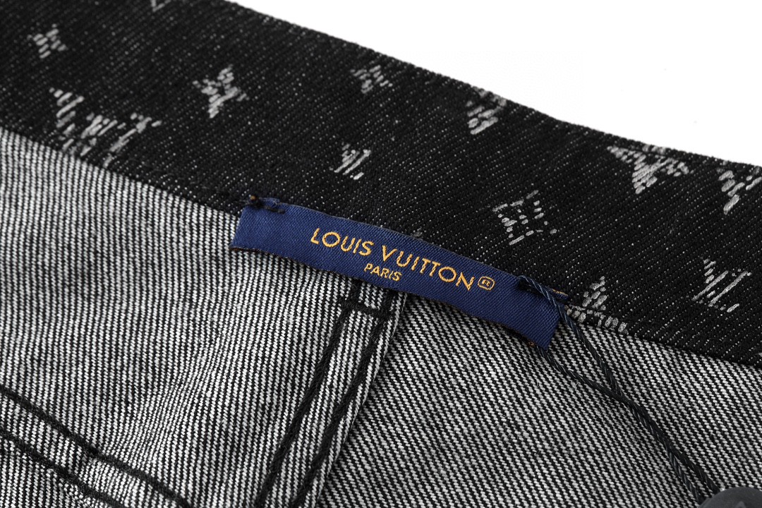 LOUIS VUITTON 路易威登 字母Logo满印牛仔裤 休闲裤 裤子 长裤 男款 黑色