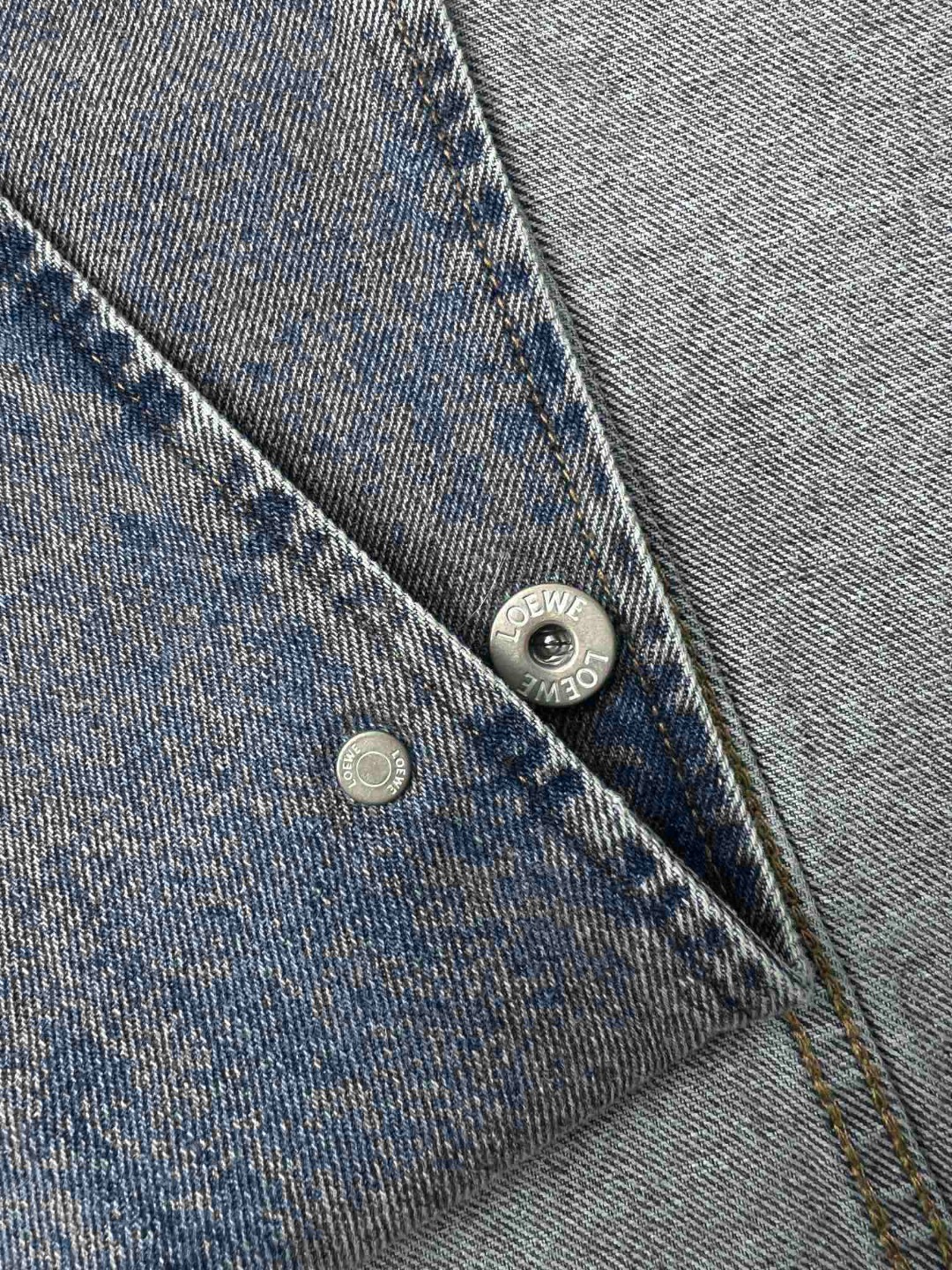 Loewe 罗意威 水洗单宁布Logo贴标 工装夹克 牛仔外套 西装外套 长袖 秋冬 蓝色 H526Y13X07-5970