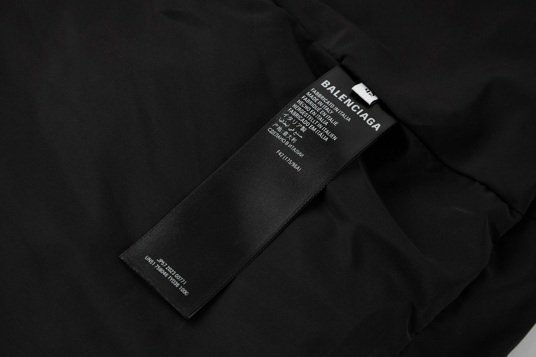 Balenciaga 巴黎世家 字母Logo印花立领夹克 棉服 外套 保暖 长袖 冬季 黑色 758046TYD361000