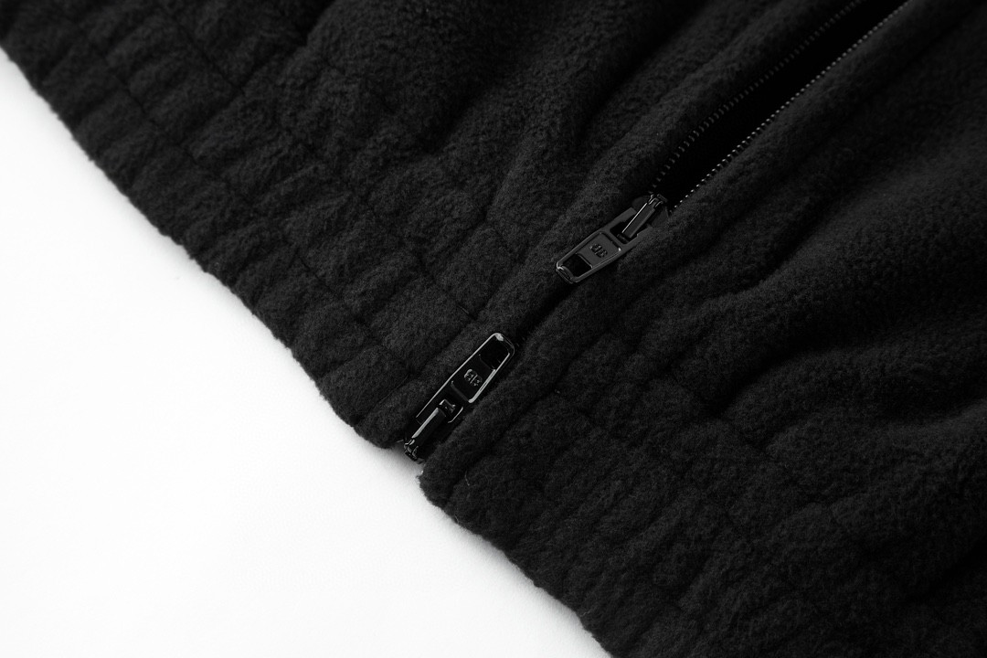 Balenciaga 巴黎世家 FW23 Logo印花拉链摇粒绒夹克 外套 卫衣 长袖 秋冬 黑色 768398TOVV11000