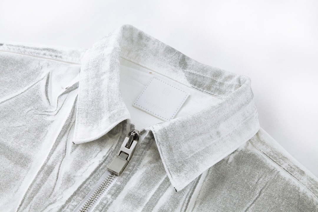 Givenchy 纪梵希 水洗拉链反光牛仔马甲 外套 无袖 秋冬款 灰白色 BM012A5Y4U-069