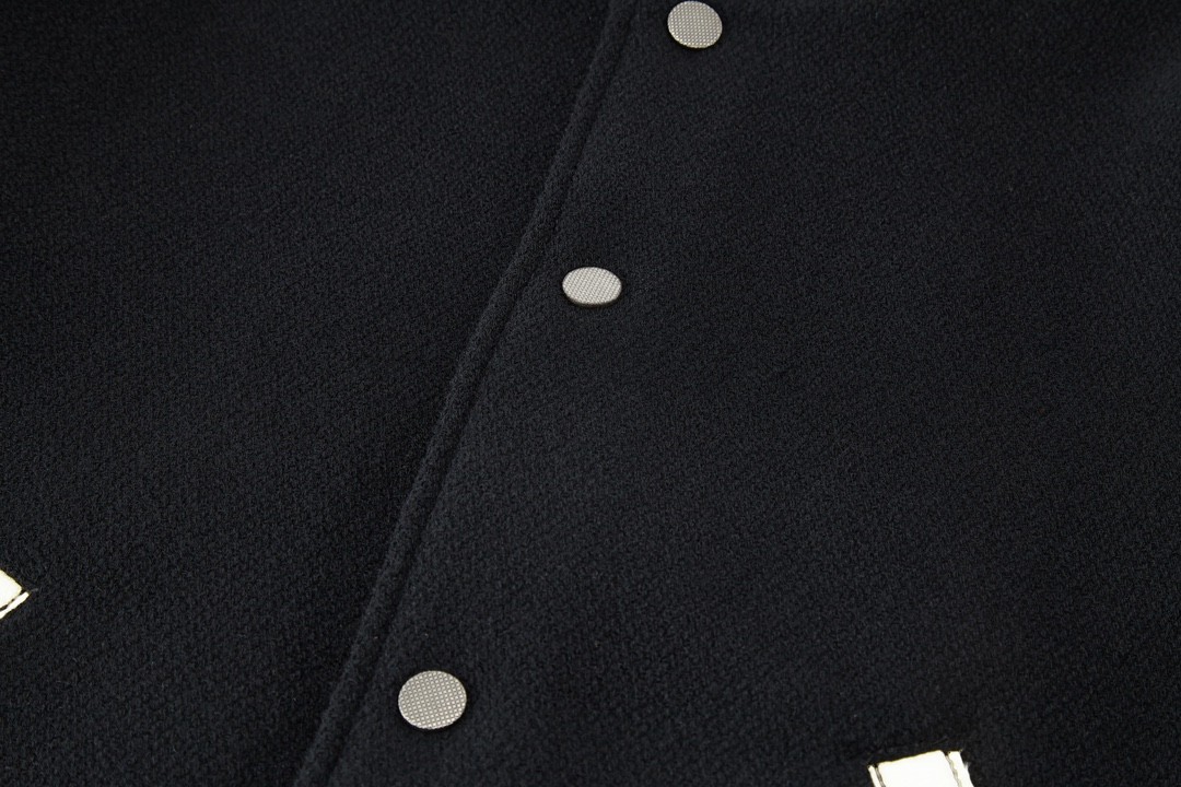 SAINT LAURENT 圣罗兰 后背字母印花羊毛夹克 棒球服 外套 秋冬款 黑色 625918Y180W1000