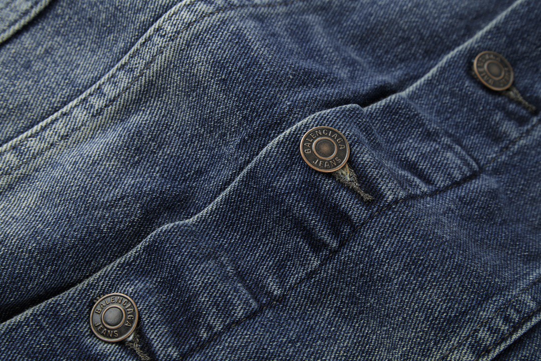 Balenciaga 巴黎世家 做旧裤型单排扣口袋翻领牛仔外套 牛仔衣 夹克 秋冬 蓝色 767943TNW654445