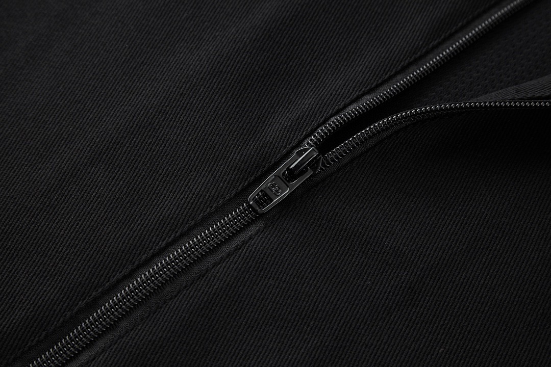 Balenciaga 巴黎世家 大Logo印花拼接立领拉链夹克 外套 长袖 秋冬 黑色 529213TBQ031000