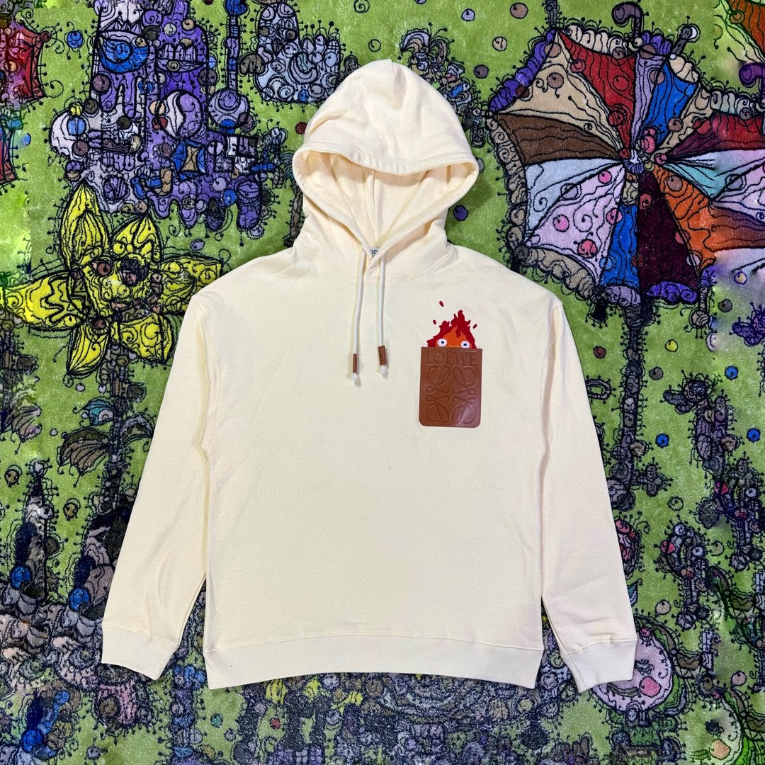 Loewe 罗意威 哈尔的移动城堡 联名款 小火焰刺绣拼皮口袋抽绳连帽卫衣 卫衣 秋冬 米白 HB44Y24X04-2370