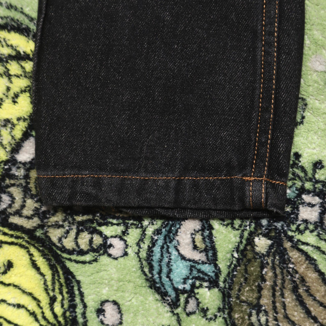 Loewe 罗意威 胸口皮口袋印花牛仔外套 衬衫 牛仔衣 长袖 秋冬 黑色