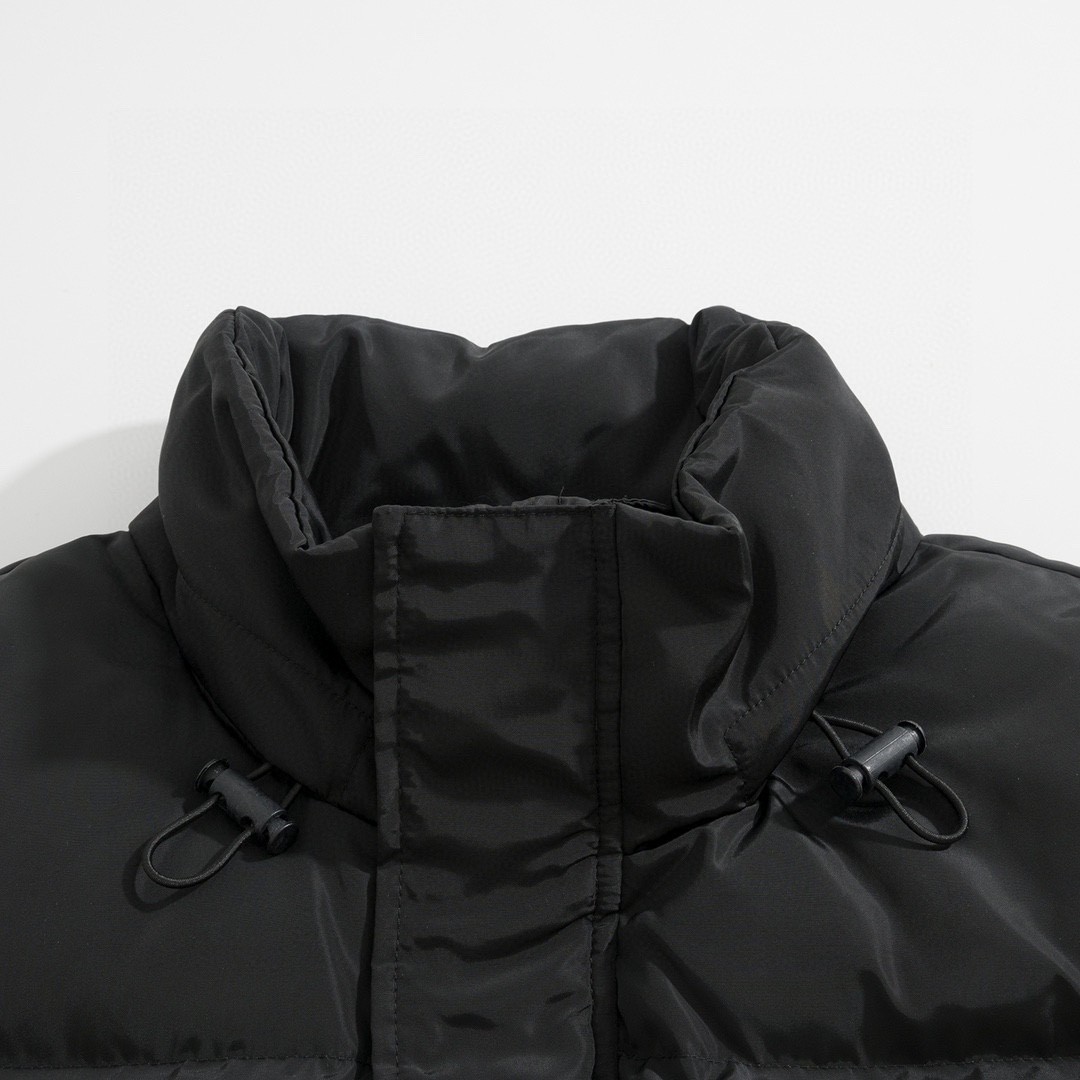 Balenciaga 巴黎世家 字母logo印花棉服马甲 背心 外套 秋冬 黑色 