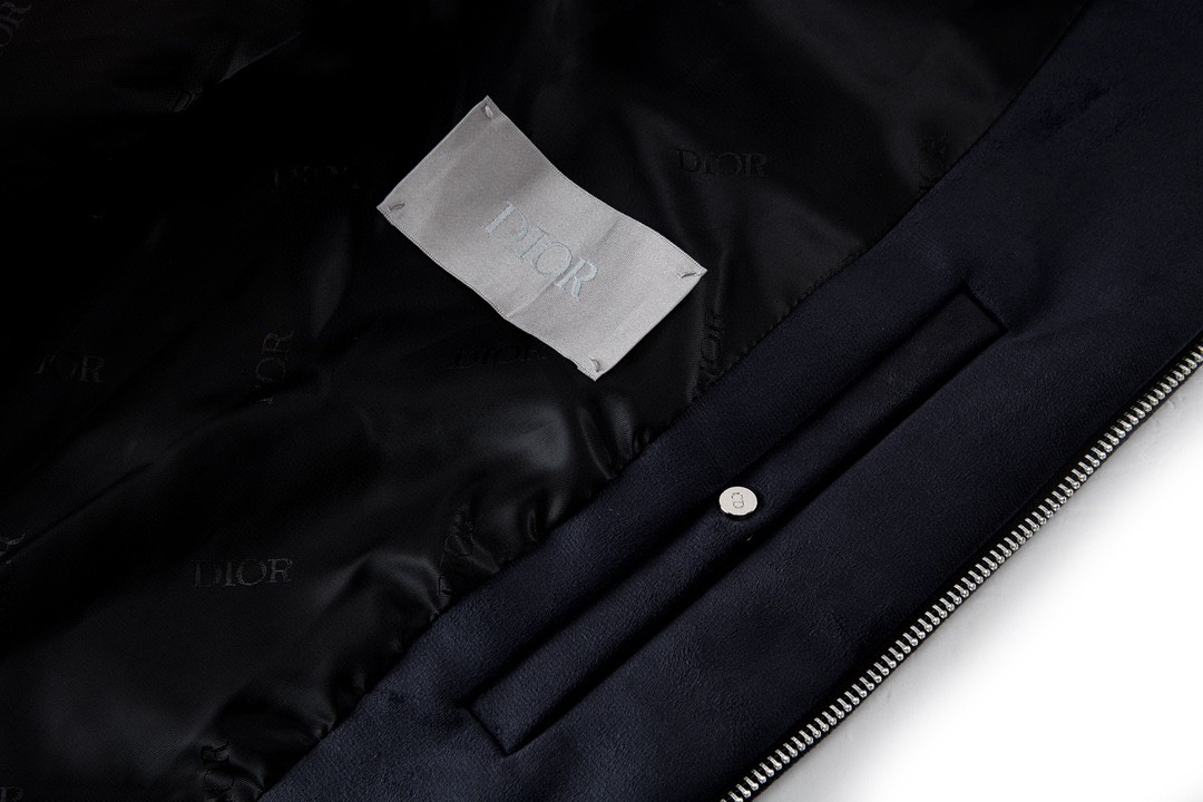 DIOR 迪奥 纯色翻领拉链牛皮夹克 麂皮 外套 长袖 秋冬款 煤炭