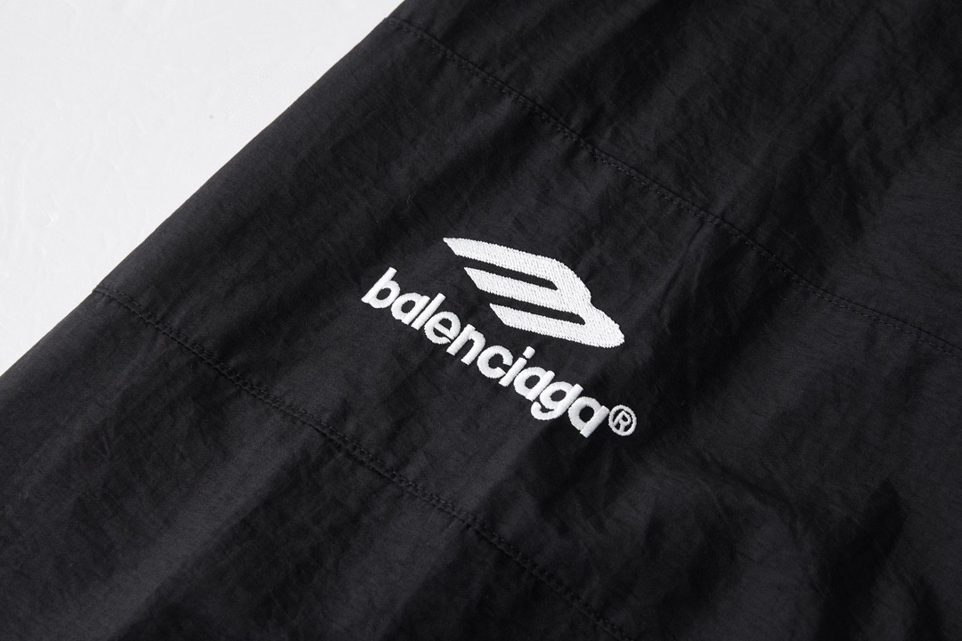Balenciaga 巴黎世家 拼色刺绣字母图案休闲长袖运动衣 夹克 外套 黑色 763436TNQ251000