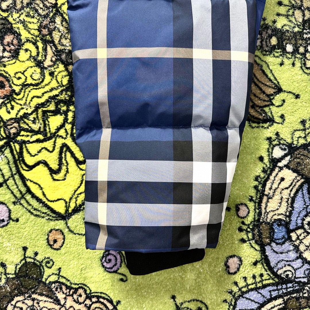 Burberry 巴宝莉 蓝色格纹连帽羽绒服 夹克 长袖 外套 冬款 蓝色