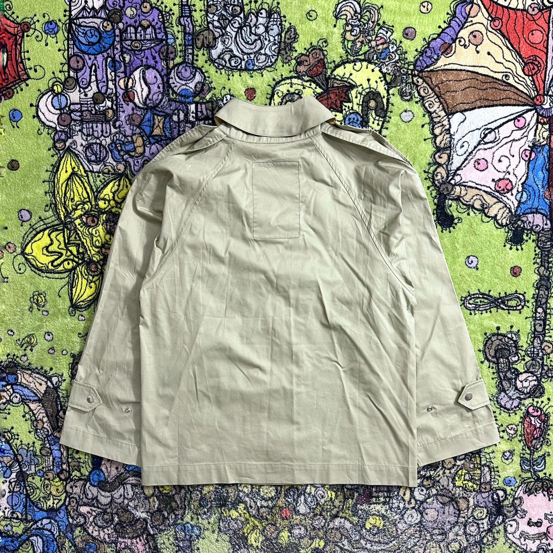 Burberry 巴宝莉 纯色暗扣衣领休闲风衣夹克 外套 长袖 秋冬款 米色 80774021