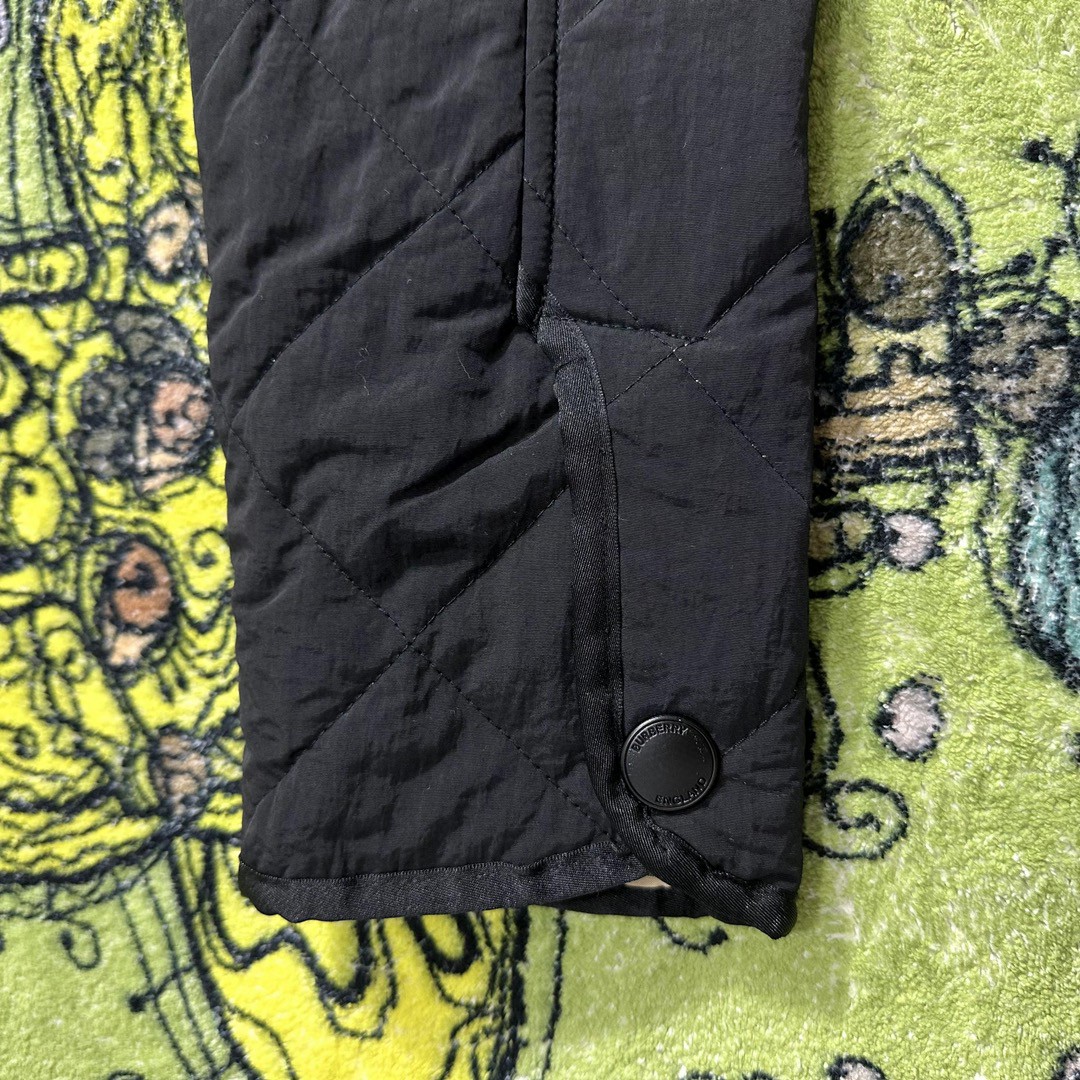 Burberry 巴宝莉 纯色拼接灯芯绒领菱格棉服 夹克 外套 长袖 秋冬款 黑色 80217511
