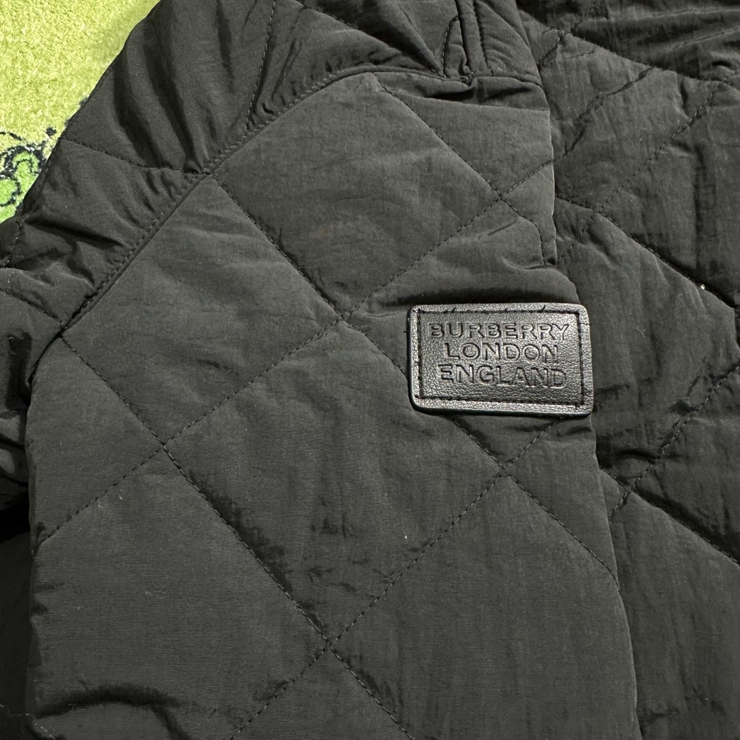Burberry 巴宝莉 纯色拼接灯芯绒领菱格棉服 夹克 外套 长袖 秋冬款 黑色 80217511
