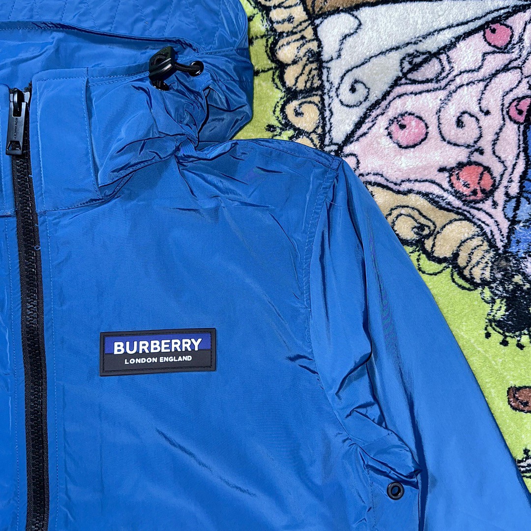 Burberry 巴宝莉 纯色字母徽标连帽冲锋衣 夹克 外套 长袖 秋冬款 蓝色 80391211