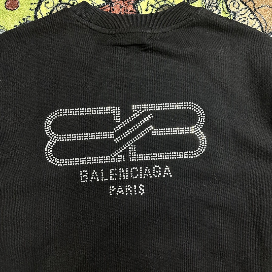 Balenciaga 巴黎世家 水钻字母logo图案 圆领卫衣 长袖 秋冬 男女同款 黑色