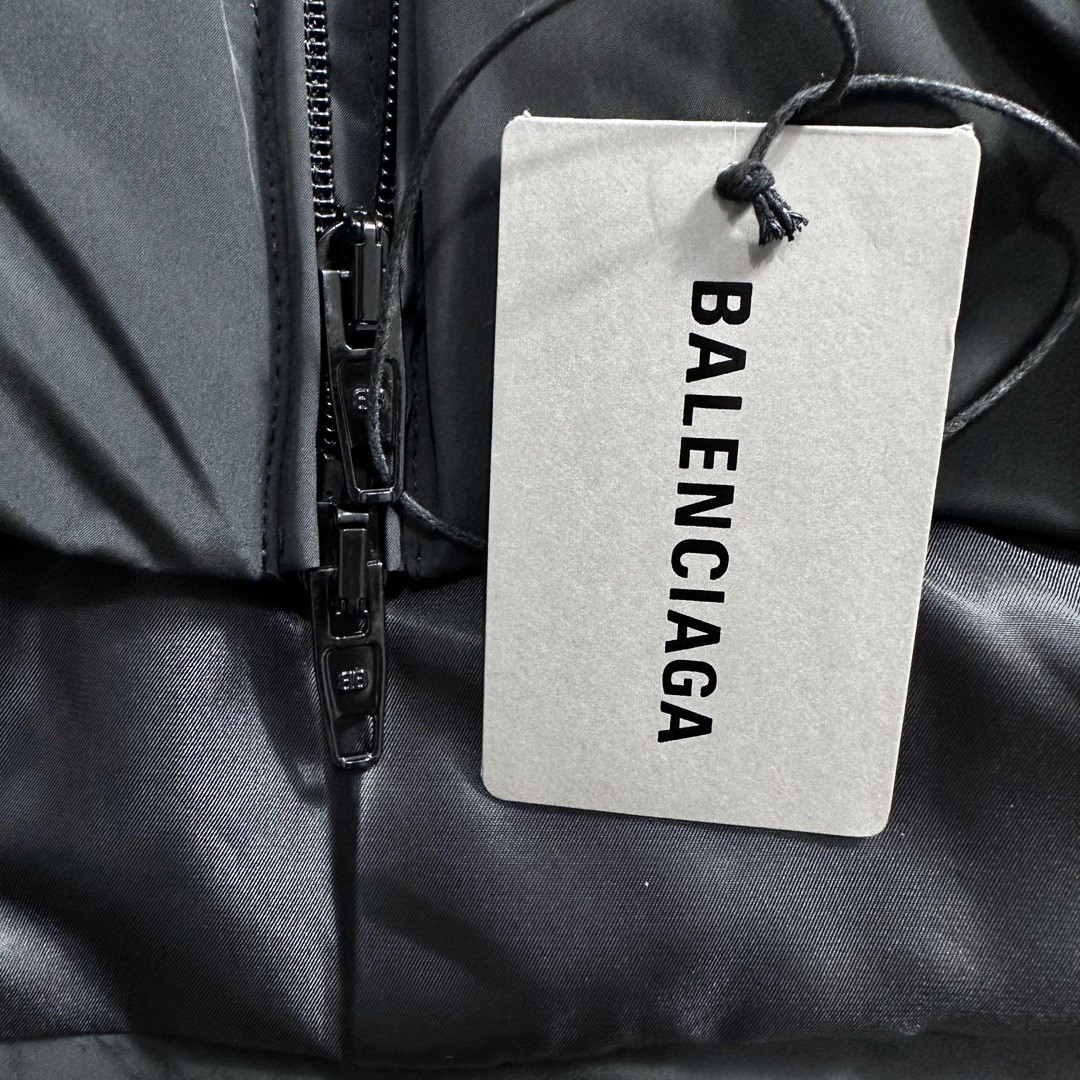 Balenciaga 巴黎世家 字母logo印花 羽绒服 外套 保暖 长袖 黑色 758046TYD361000