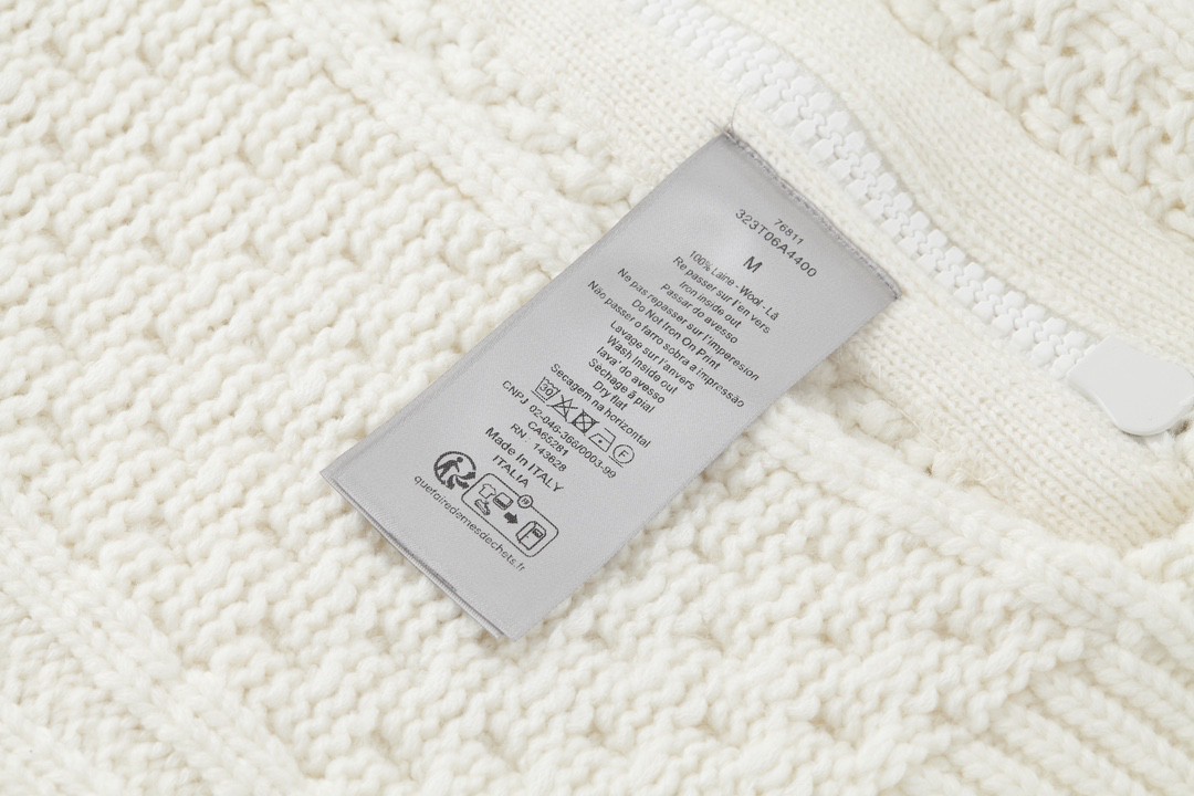 DIOR 迪奥 浮雕粗针毛衣 套头 长袖 圆领 白色 343M636AT719-C030