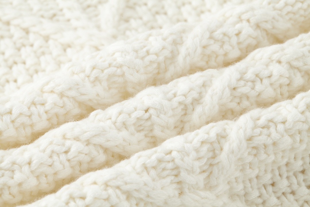 DIOR 迪奥 浮雕粗针毛衣 套头 长袖 圆领 白色 343M636AT719-C030