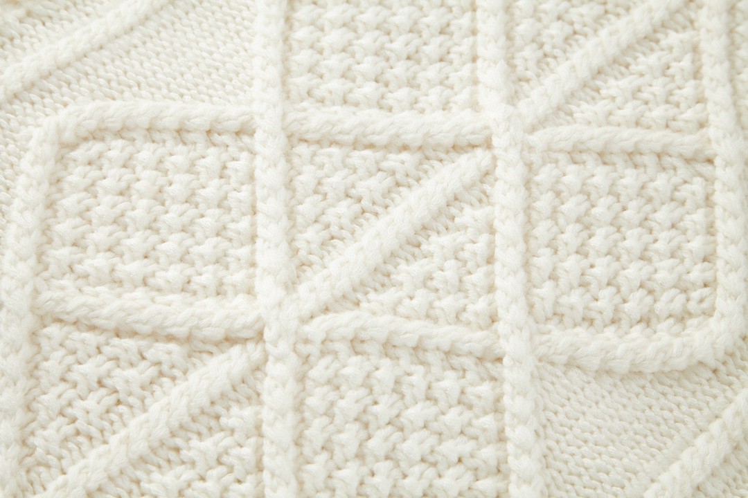 DIOR 迪奥 浮雕粗针毛衣 套头 长袖 圆领 白色 343M636AT719-C030