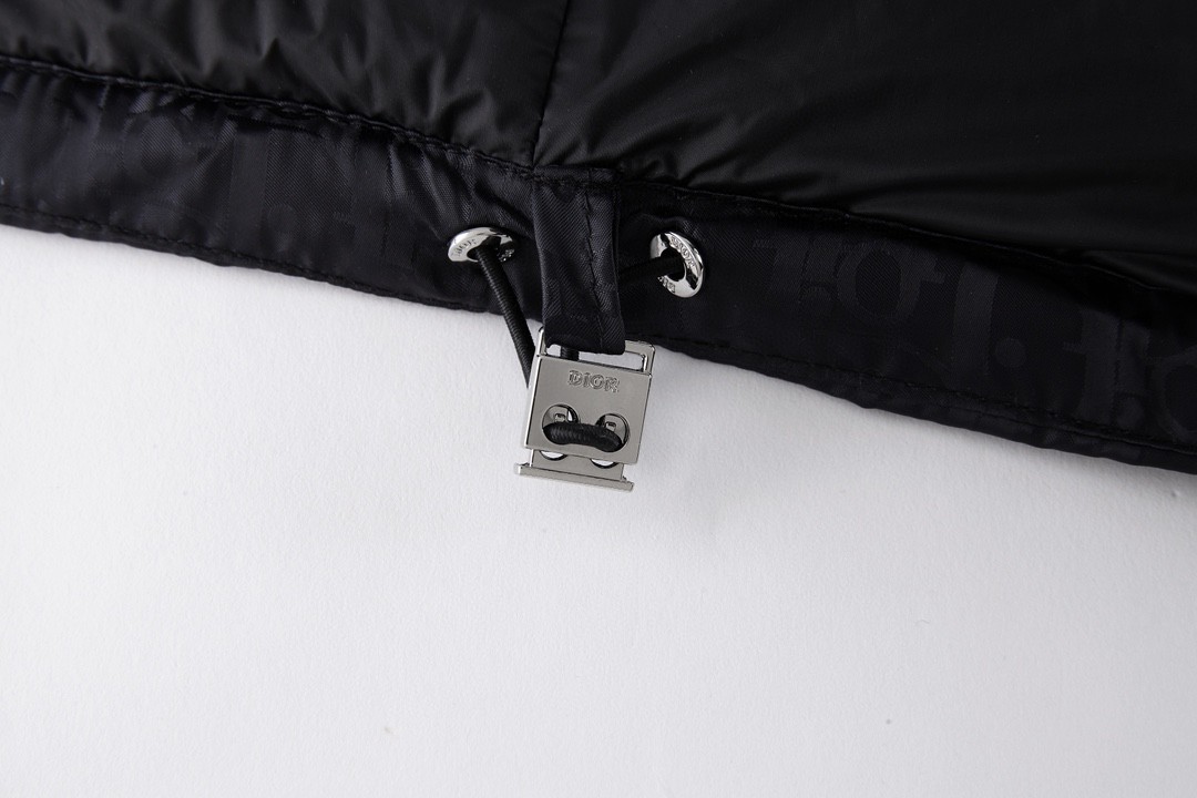 DIOR 迪奥 暗纹提花立领拉链羽绒服 外套 马甲 冬款 保暖 黑色 033C410A4462-C565