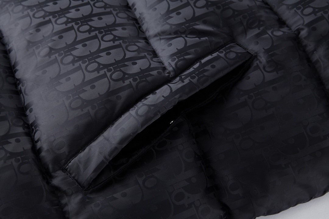 DIOR 迪奥 暗纹提花立领拉链羽绒服 外套 马甲 冬款 保暖 黑色 033C410A4462-C565